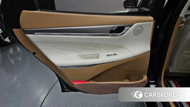 Hyundai The New Grandeur IG id 4698321 из Кореи 17