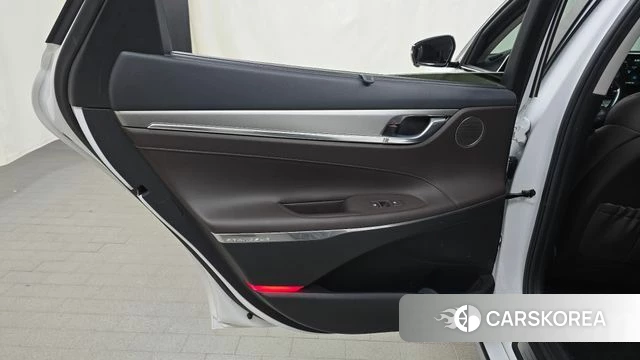 Hyundai The New Grandeur IG id 4344404 из Кореи 17