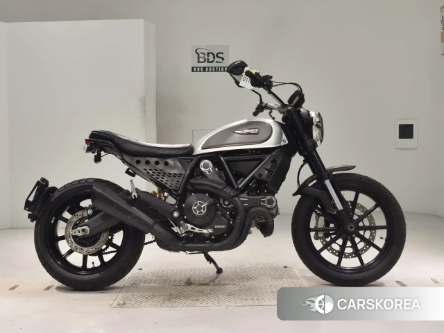 Проданный Ducati SCRAMBLER ICON 2018 из Японии, фото 2