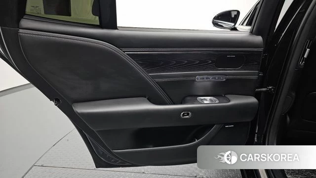 Genesis G90 (RS4) id 4618495 из Кореи 17