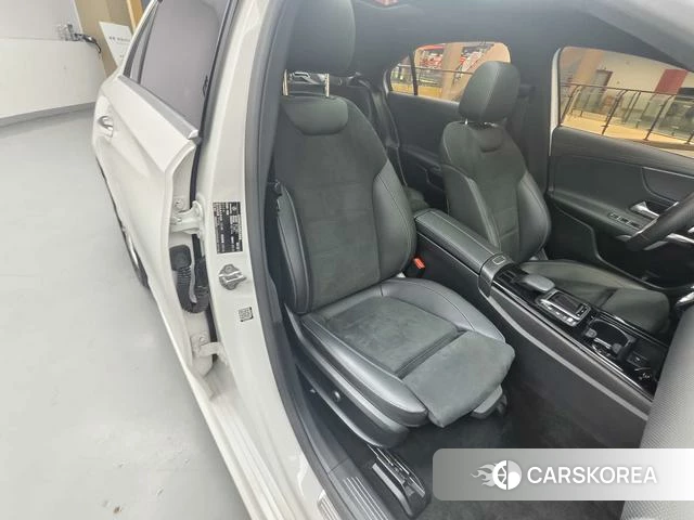 Mercedes-Benz Class A id 4321119 из Китая 17