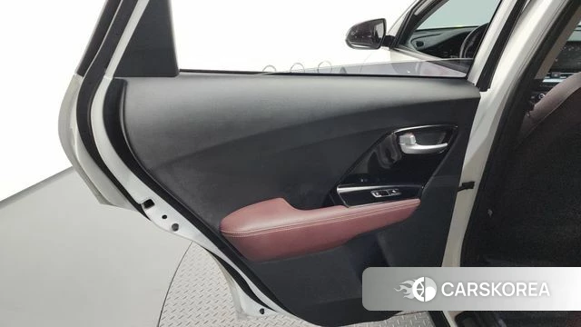 Kia The New Niro id 4445997 из Кореи 17