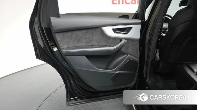 Audi Q7 (4M) id 4494703 из Кореи 17