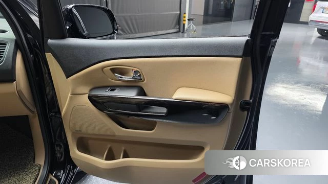 Kia The New Carnival id 4331352 из Кореи 17