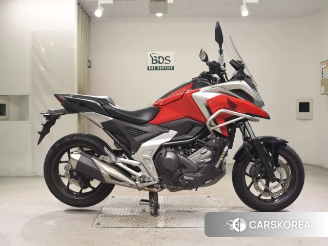 Проданный Honda NC750X DCT 2021 из Японии