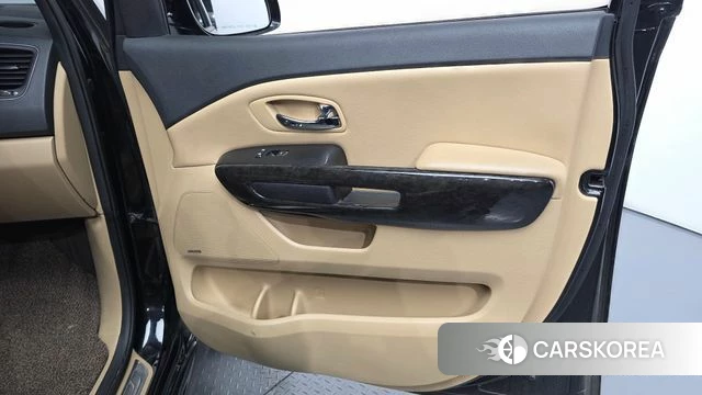 Kia The New Carnival id 4615245 из Кореи 17