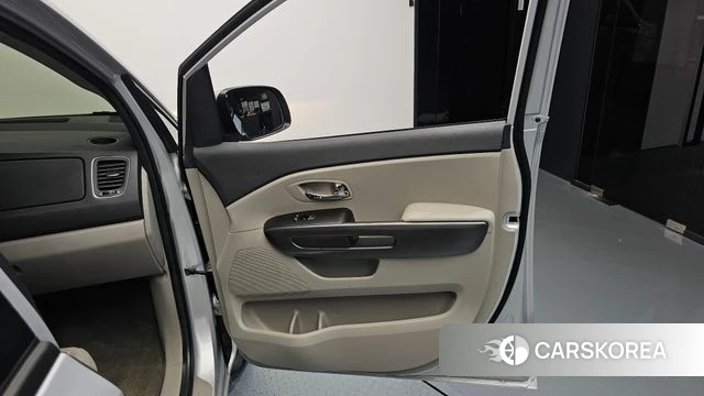 Kia The New Carnival id 4727675 из Кореи 17