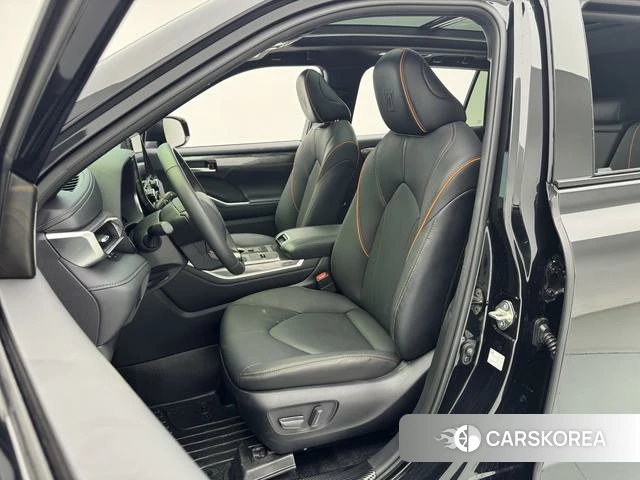 Toyota Crown Lufang id 4257787 из Китая 17