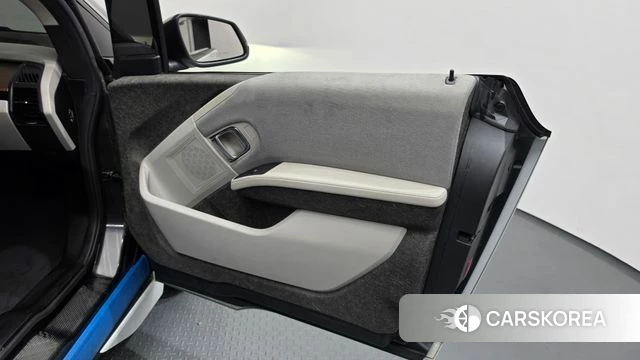 BMW i3 id 4836426 из Кореи 17