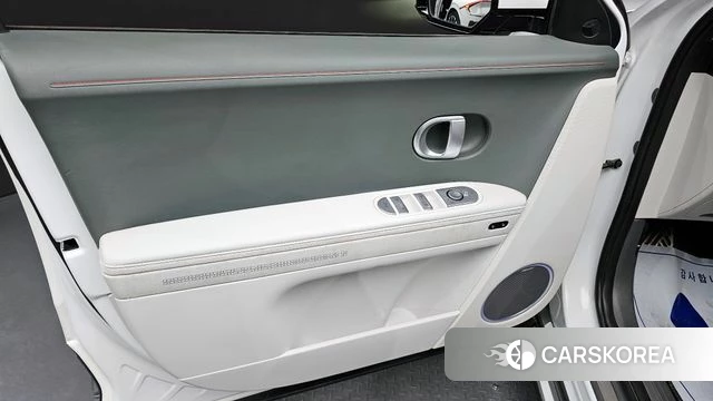 Hyundai Ionic 5 id 4361597 из Кореи 17