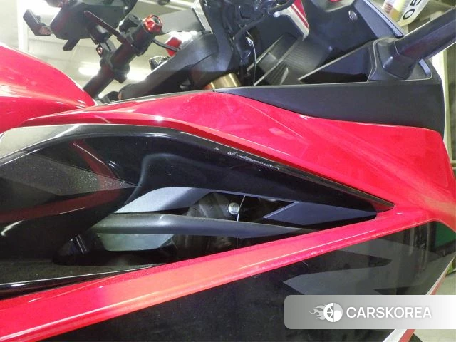 Honda CBR400R id 4184965 из Японии 17