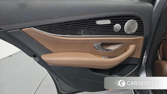 Mercedes-Benz E-Class W213 id 4769411 из Кореи 17