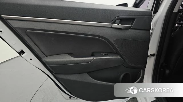 Hyundai Avante AD id 4471570 из Кореи 17