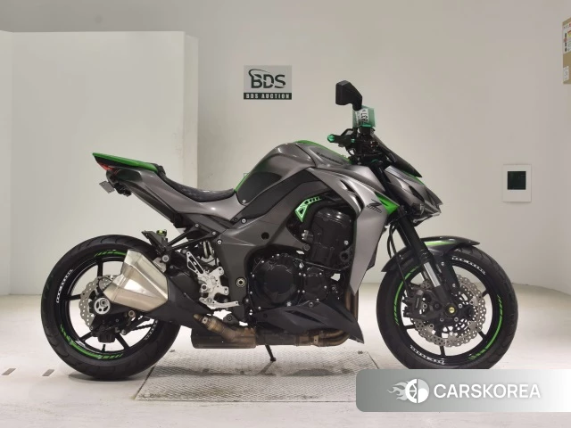Проданный Kawasaki Z1000 2015 из Японии