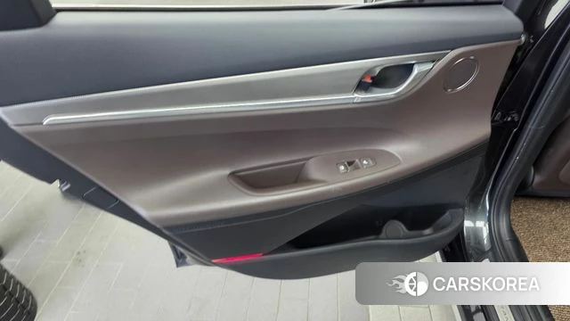 Hyundai The New Grandeur IG id 4651706 из Кореи 17