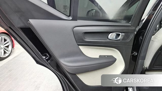 Volvo XC40 id 4230149 из Кореи 17