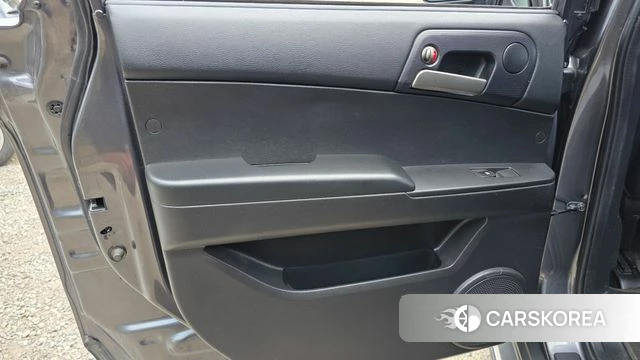 Ssangyong The New Korando Sports id 4694247 из Кореи 17