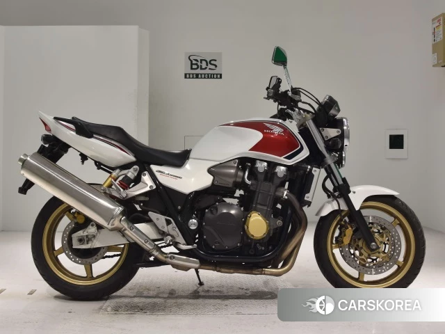 Проданный Honda CB1300SF 2013 из Японии