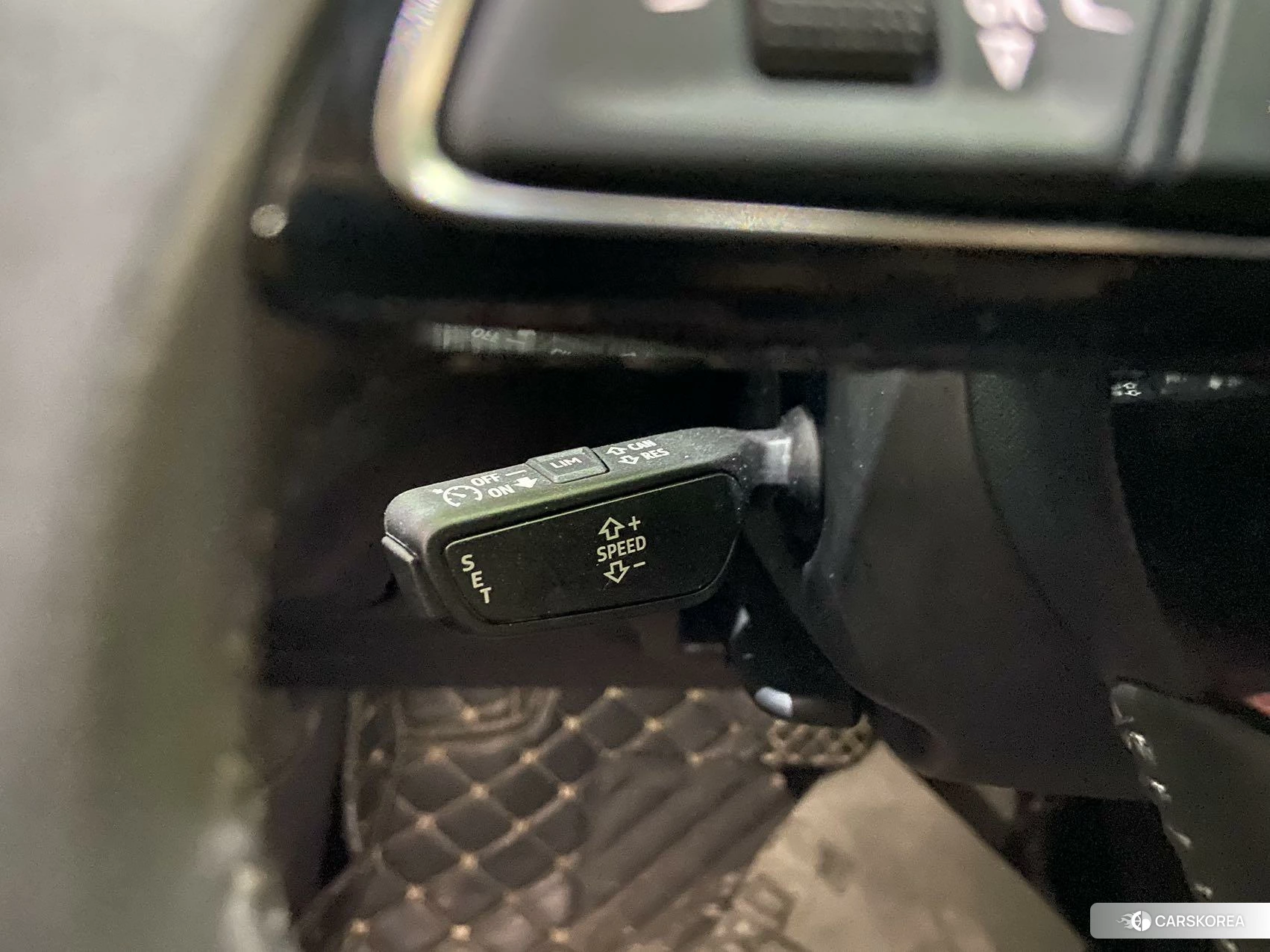 Audi Q2L id 4514796 из Китая 17