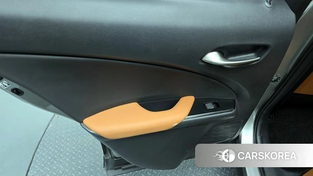 Lexus UX300e id 4316208 из Кореи 17