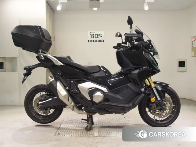 Проданный Honda X-ADV 750 2021 из Японии