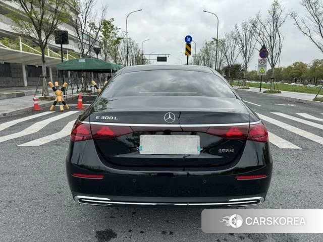Mercedes-Benz E-class id 4275382 из Китая 17
