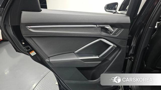 Audi Q3 (F3) id 4506527 из Кореи 17