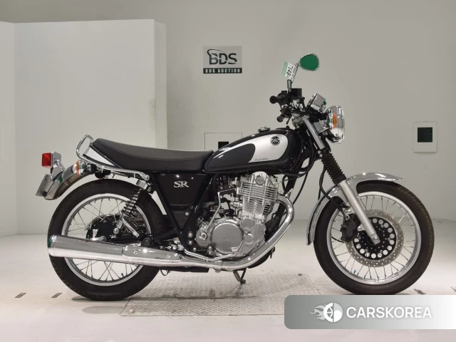 Проданный Yamaha SR400 2022 из Японии, фото 2
