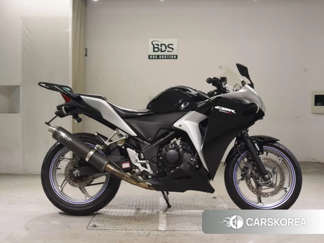 Проданный Honda CBR250R ABS 2011 из Японии