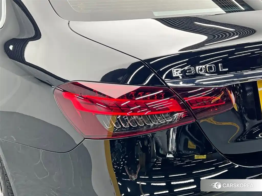 Mercedes-Benz E-Class id 4576468 из Китая 17