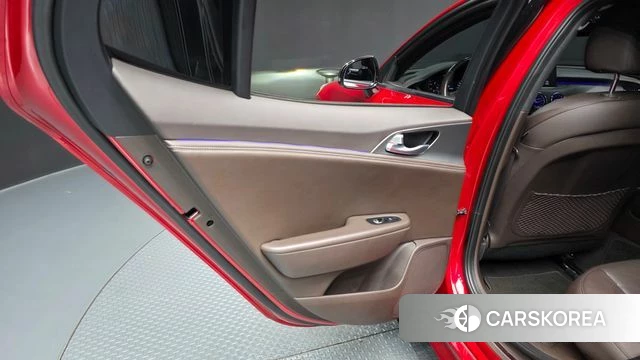 Kia Stinger id 4587377 из Кореи 17