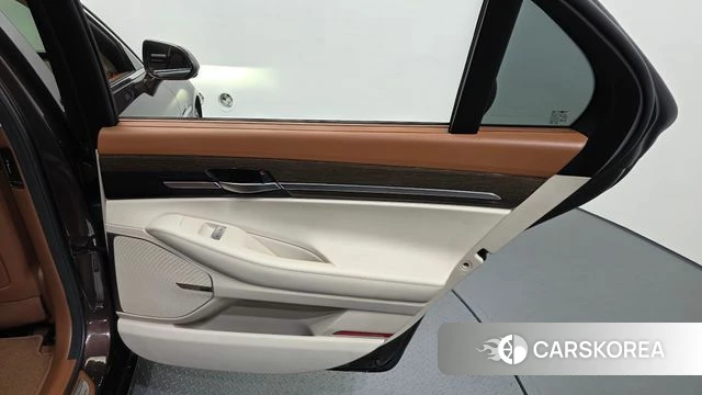 Genesis G90 id 4573345 из Кореи 17