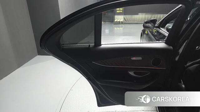 Mercedes-Benz E-Class W213 id 4871804 из Кореи 17
