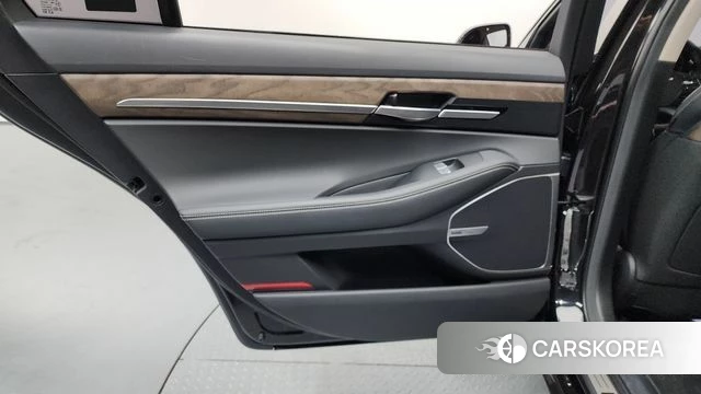 Genesis G90 id 4907457 из Кореи 17