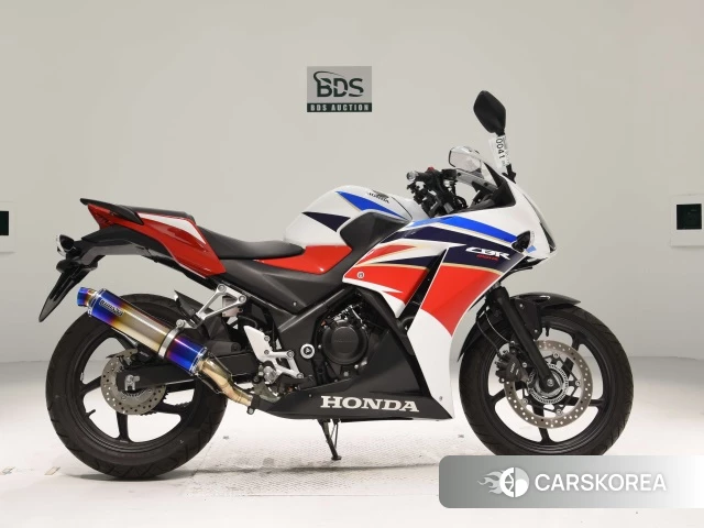 Проданный Honda CBR250R ABS 2016 из Японии, фото 2