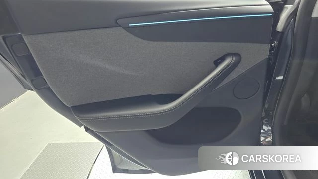 Tesla Model Y id 4639875 из Кореи 17