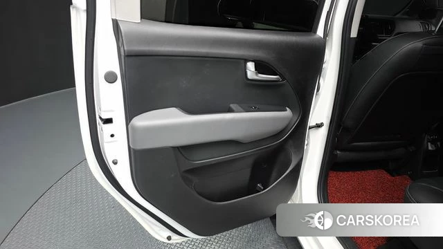 Kia The New Kia Ray EV id 4618116 из Кореи 17