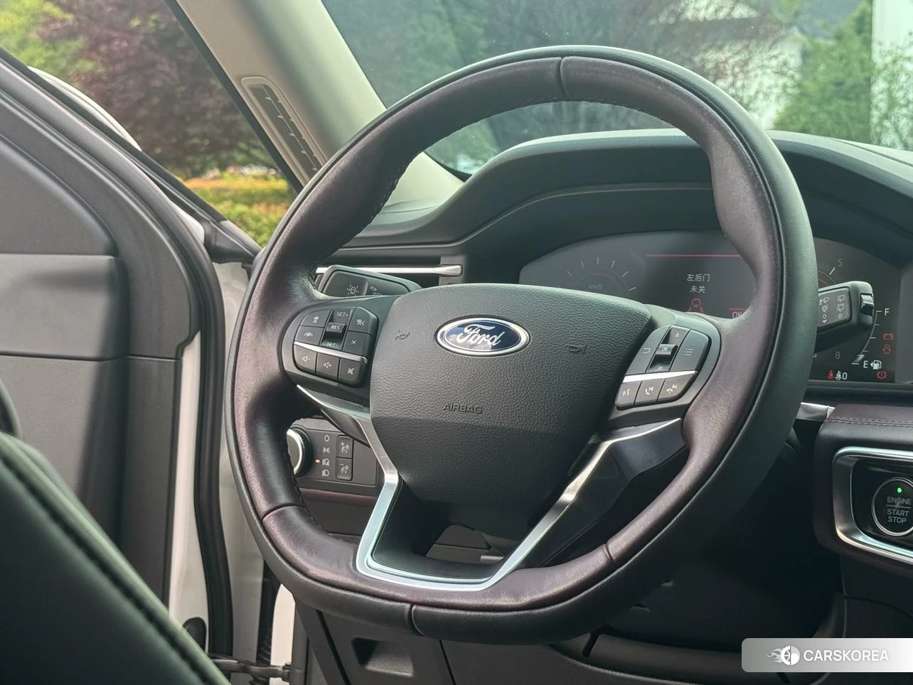 Ford Explorer id 4467692 из Китая 17