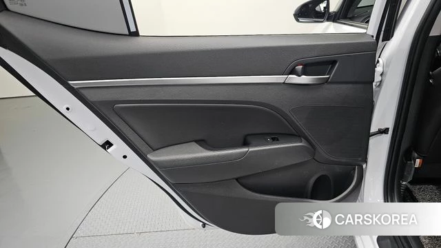Hyundai The New Avante AD id 4689045 из Кореи 17
