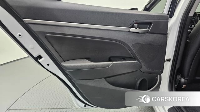 Hyundai Avante AD id 4596151 из Кореи 17