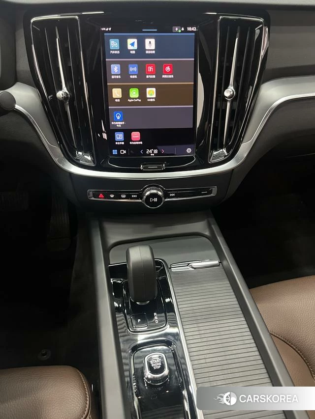 Volvo S60 id 3920828 из Китая 17