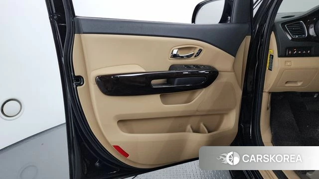 Kia The New Carnival id 4574083 из Кореи 17