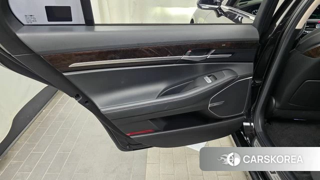 Genesis G90 id 4424627 из Кореи 17