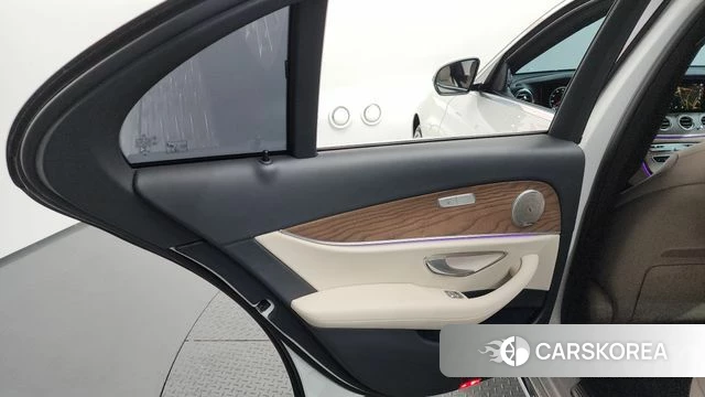 Mercedes-Benz E-Class W213 id 4586414 из Кореи 17