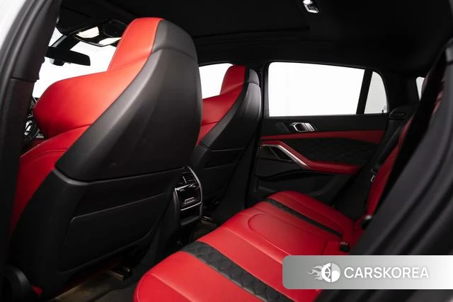 BMW X6 M id 4213578 из Китая 17