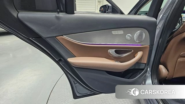 Mercedes-Benz E-Class W213 id 4914503 из Кореи 17