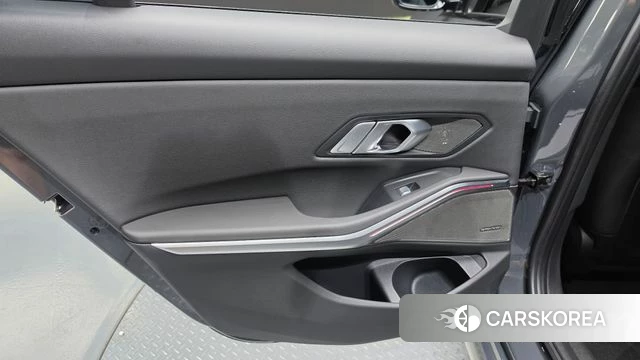 BMW 3 Series (G20) id 4681568 из Кореи 17