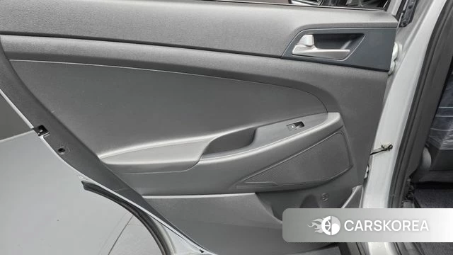 Hyundai All New Tucson id 4362875 из Кореи 17