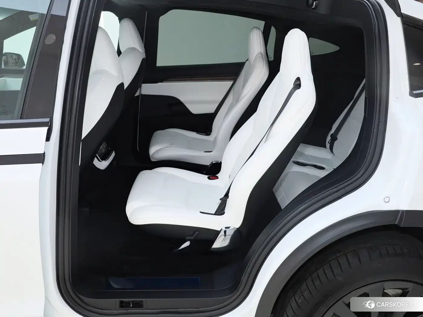 Tesla Model X id 4559844 из Китая 18