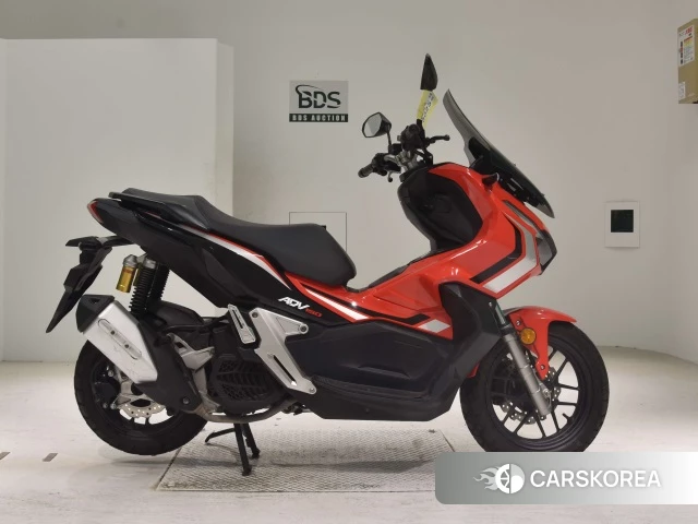 Проданный Honda ADV150 2019 из Японии, фото 2